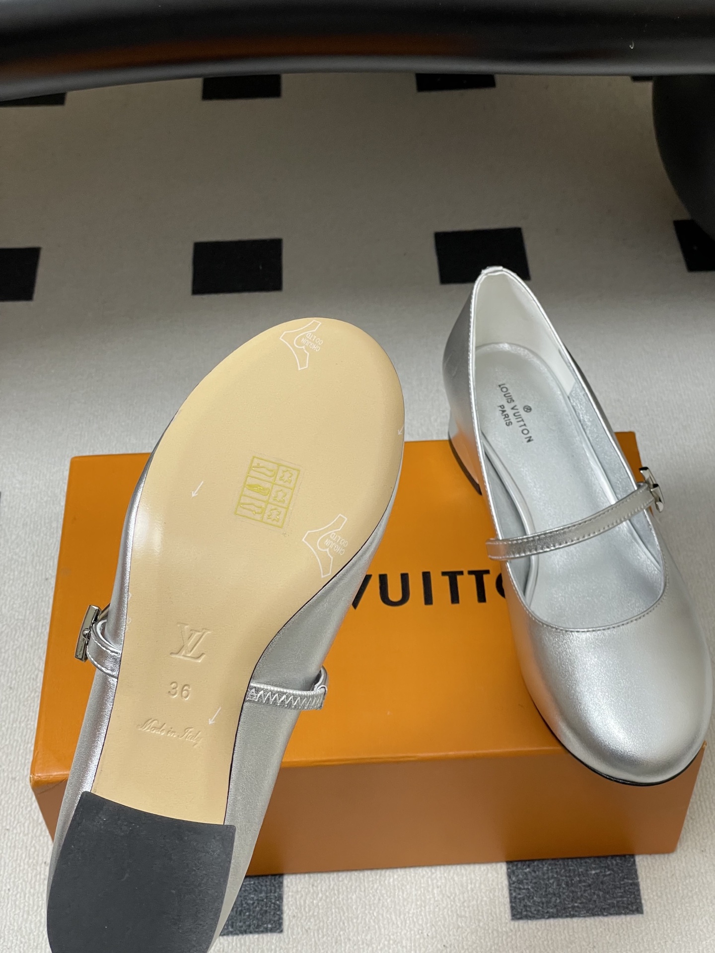 Women's high heels